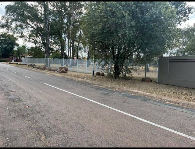 LAND FOR SALE IN GHOLFSIG